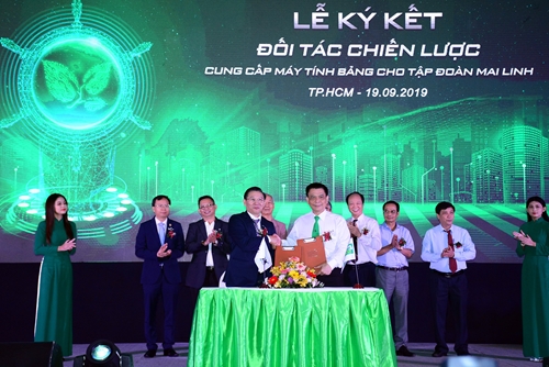 Giới thiệu máy tính bảng Xelex “Made in Vietnam” phục vụ phát triển kinh tế nông nghiệp